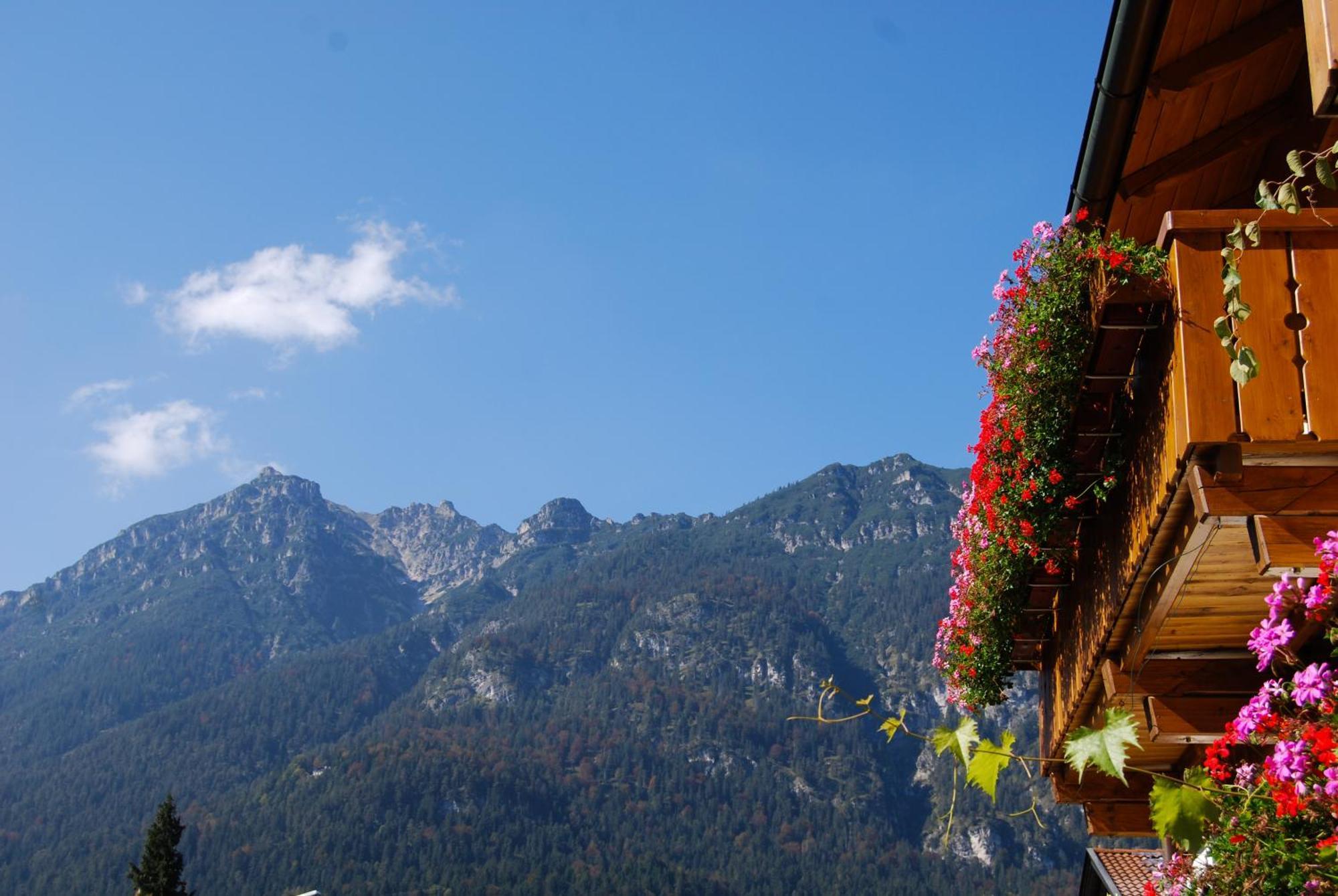Parahotel Garmisch-Partenkirchen Zewnętrze zdjęcie